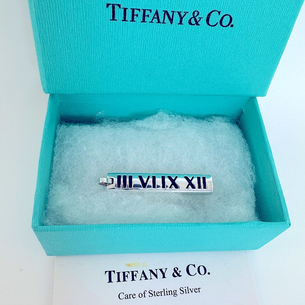 🌟 Tiffany & Co Atlas Pendant Roman Numeral Bar Pendant ‘03 925 Rare Tiffany & Co - Picture 10 of 10